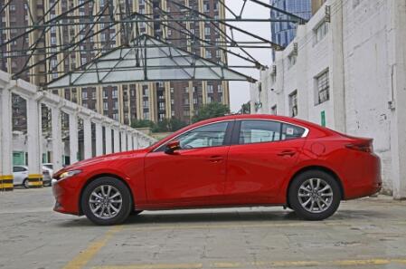 MAZDA3昂克賽拉