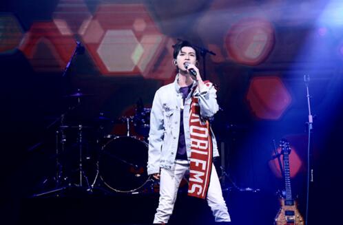 康芒音樂Live聯(lián)合威馬汽車一起“威力全開”