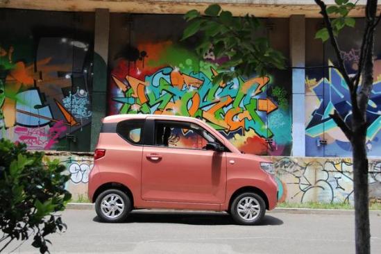 五菱又一款神車來了，“人民的代步車”宏光MINI 電動車