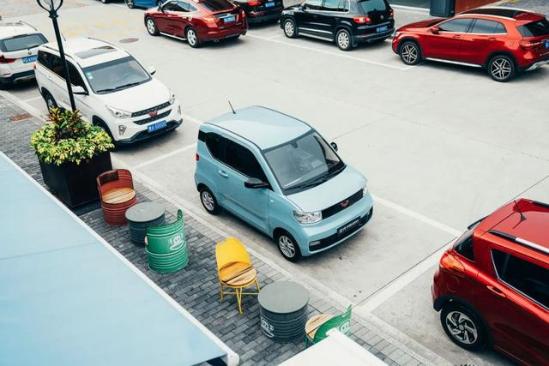 五菱又一款神車來了，“人民的代步車”宏光MINI 電動車
