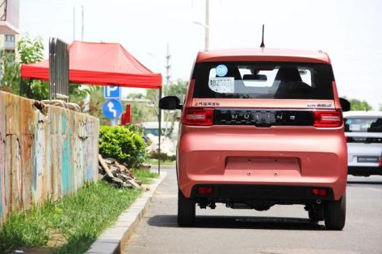 五菱又一款神車來了，“人民的代步車”宏光MINI 電動車