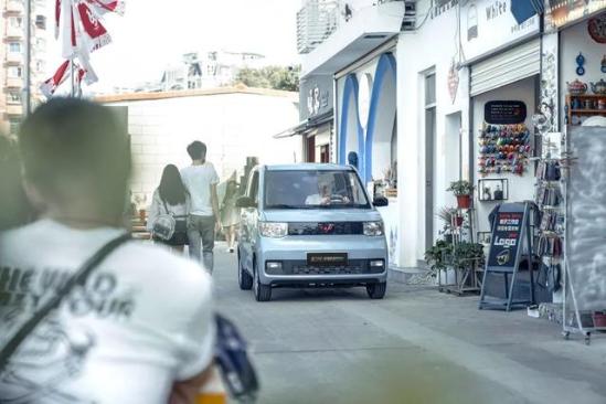 五菱又一款神車來了，“人民的代步車”宏光MINI 電動車